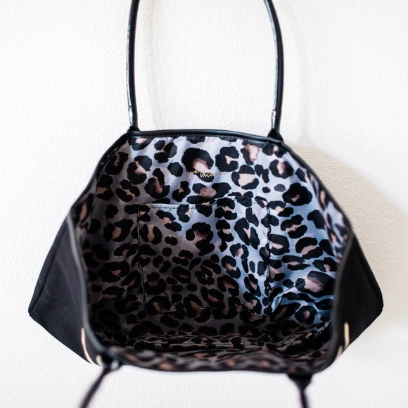 Victoria’s Secret Tote Bag - Picture 2 of 3